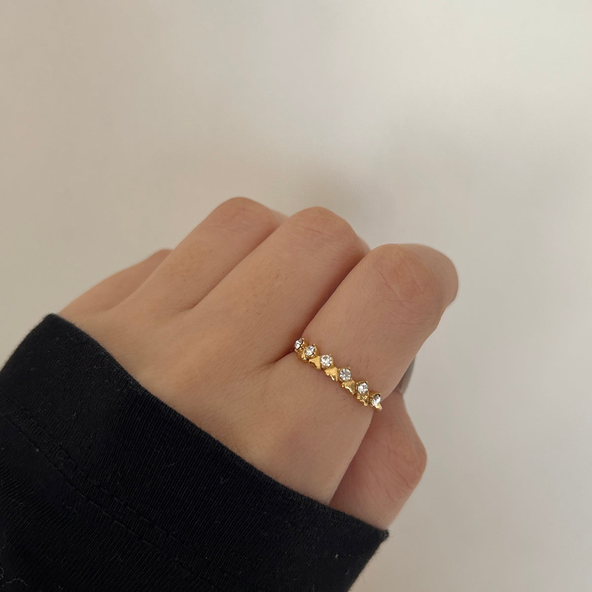 Mae Ring