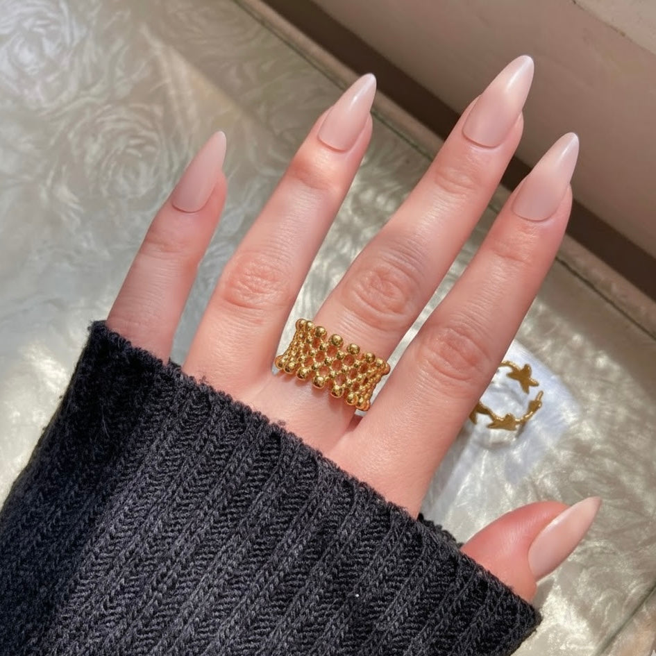 Gildloom Ring