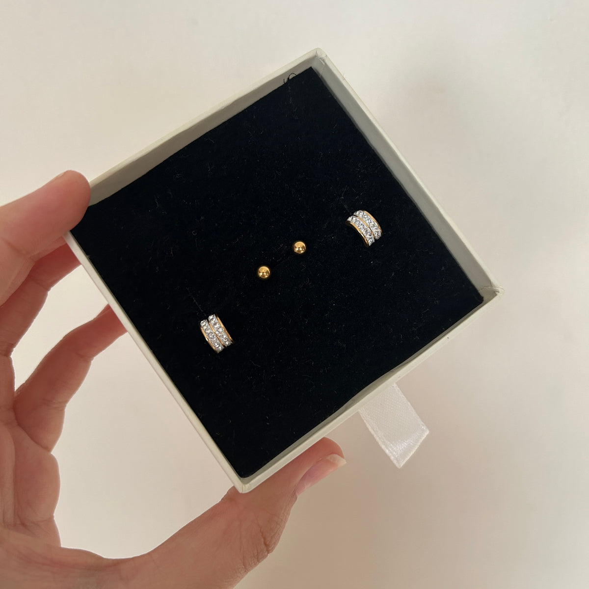 Reine Studs- 18k Gold Plated (2 Pairs)