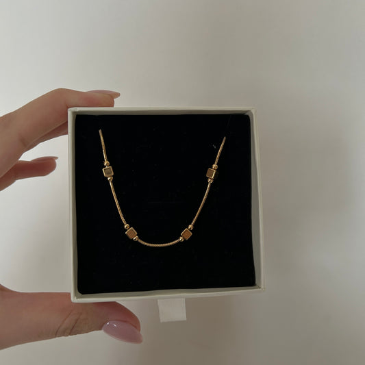Bruna Chain
