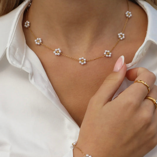 Flora Charm Necklace