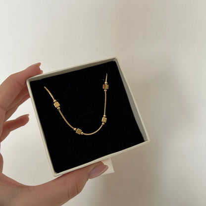 Bruna Chain