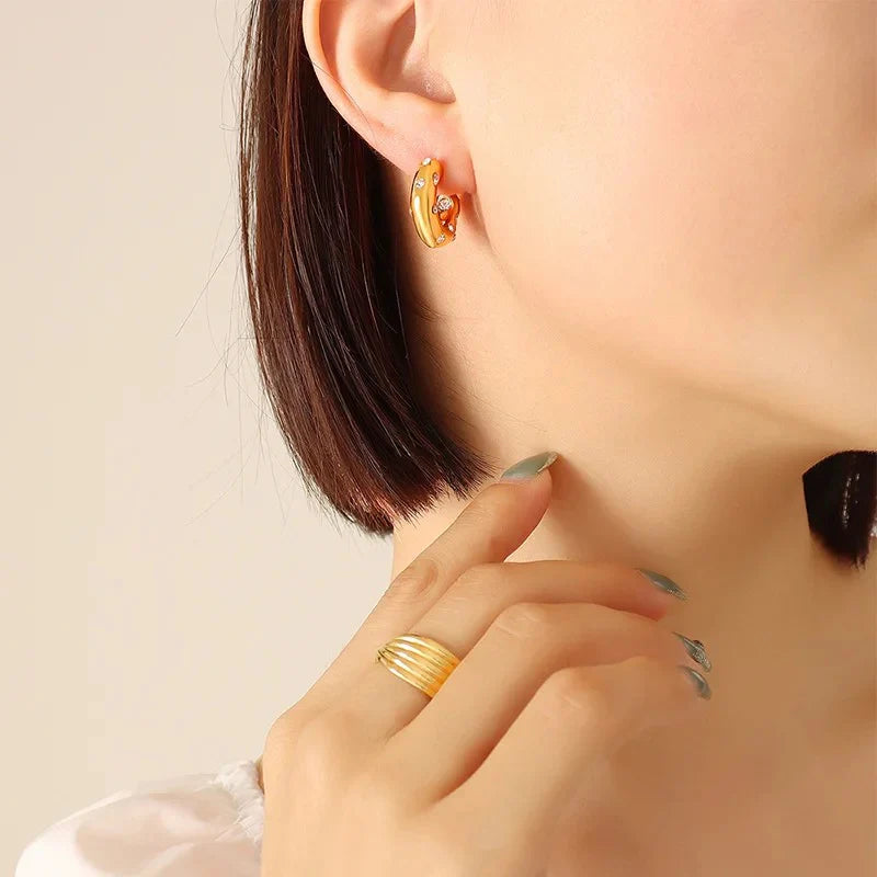 Maya Hoops